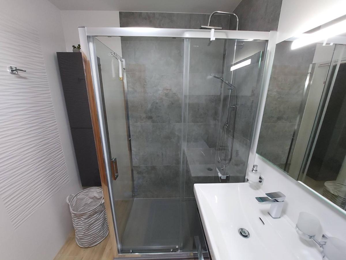 Апартаменти Apartman Filip - Pod Lesom Високі Татри Екстер'єр фото