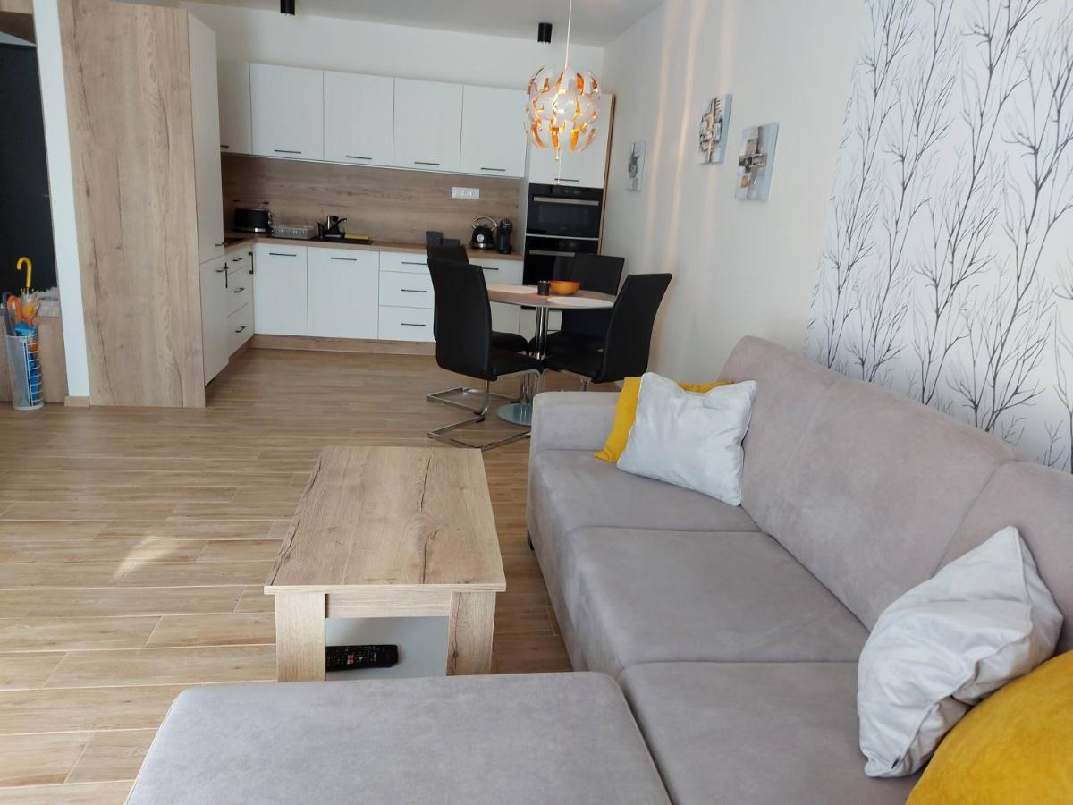 Апартаменти Apartman Filip - Pod Lesom Високі Татри Екстер'єр фото