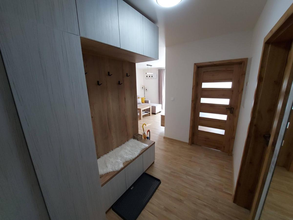 Апартаменти Apartman Filip - Pod Lesom Високі Татри Екстер'єр фото